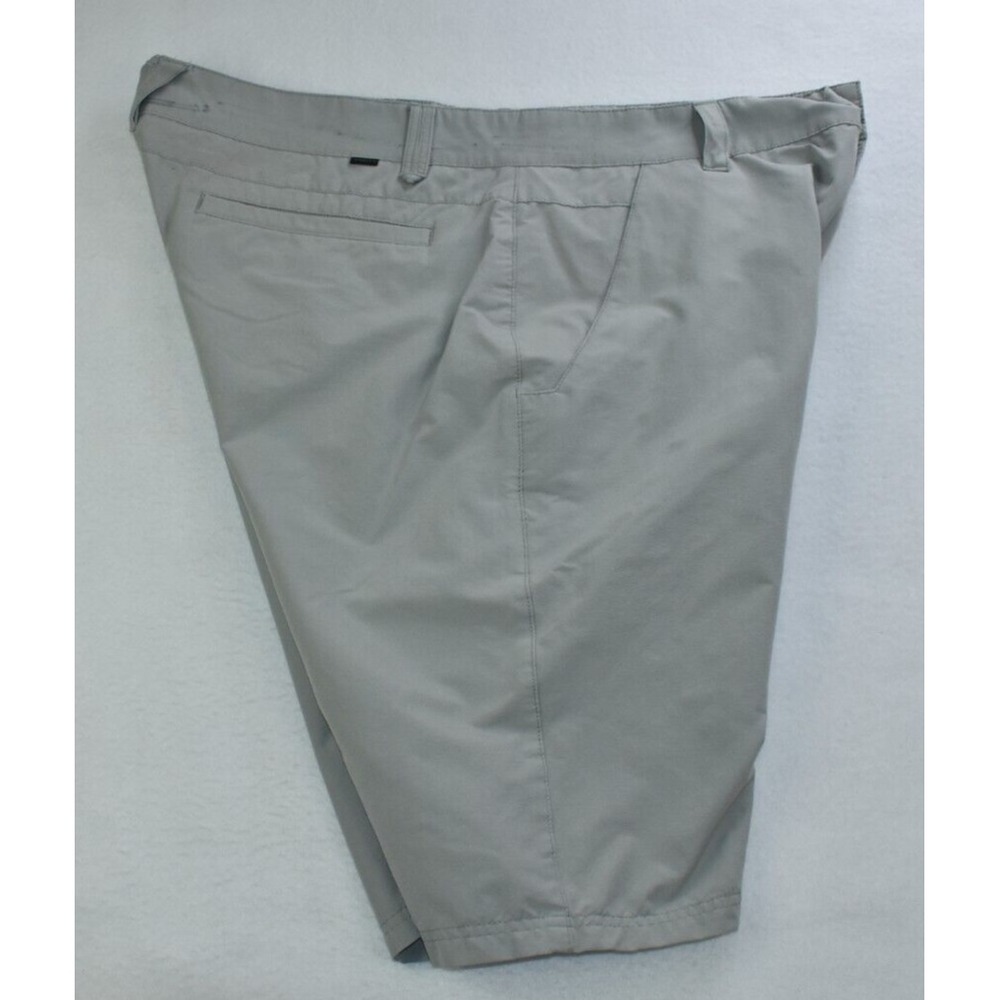 Oakley Take 2.5 Men's Shorts Size 40 Light Gray Comfort Performance -Flaws-